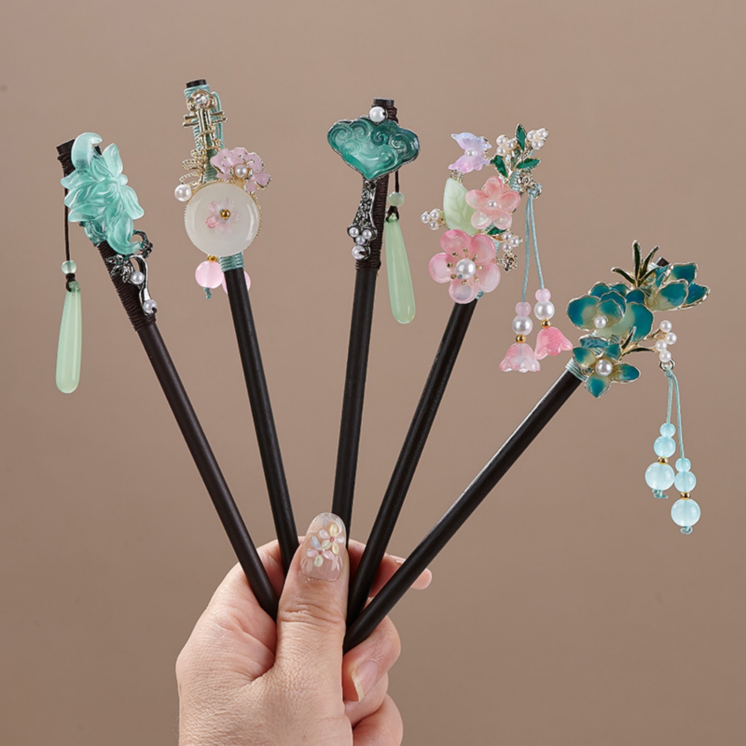 Tech Accessories Women - Grampo de Cabelo Vintage Floral para